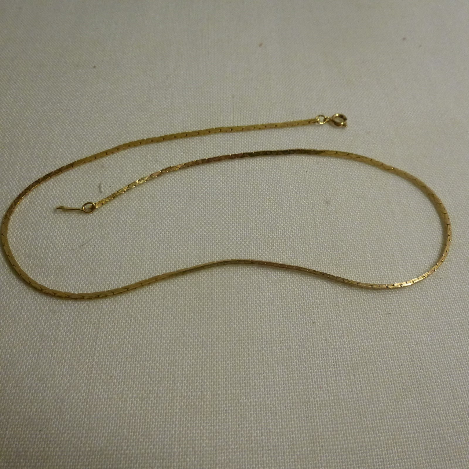Gold tone necklace 17″- NEW in box