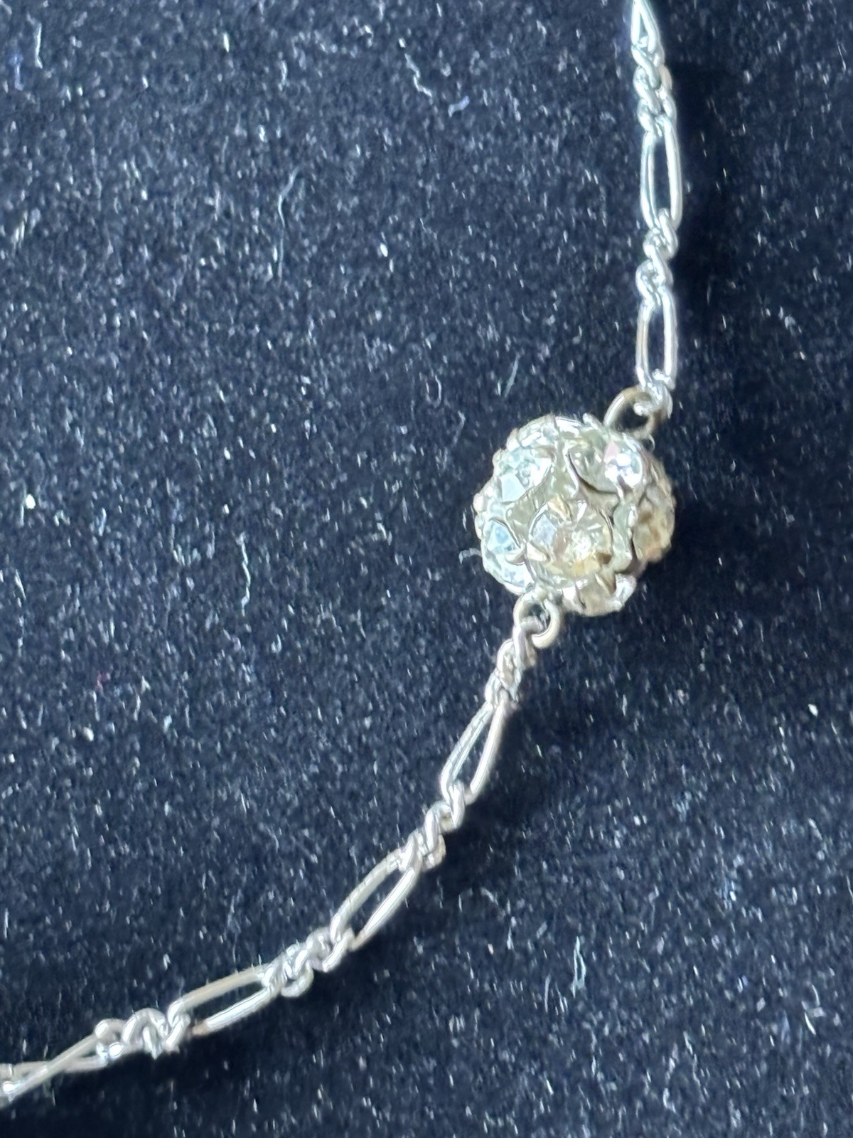 Necklace Silver Tone 9 Rhinestone Disco Ball Stations 30 in Barrel Clasp