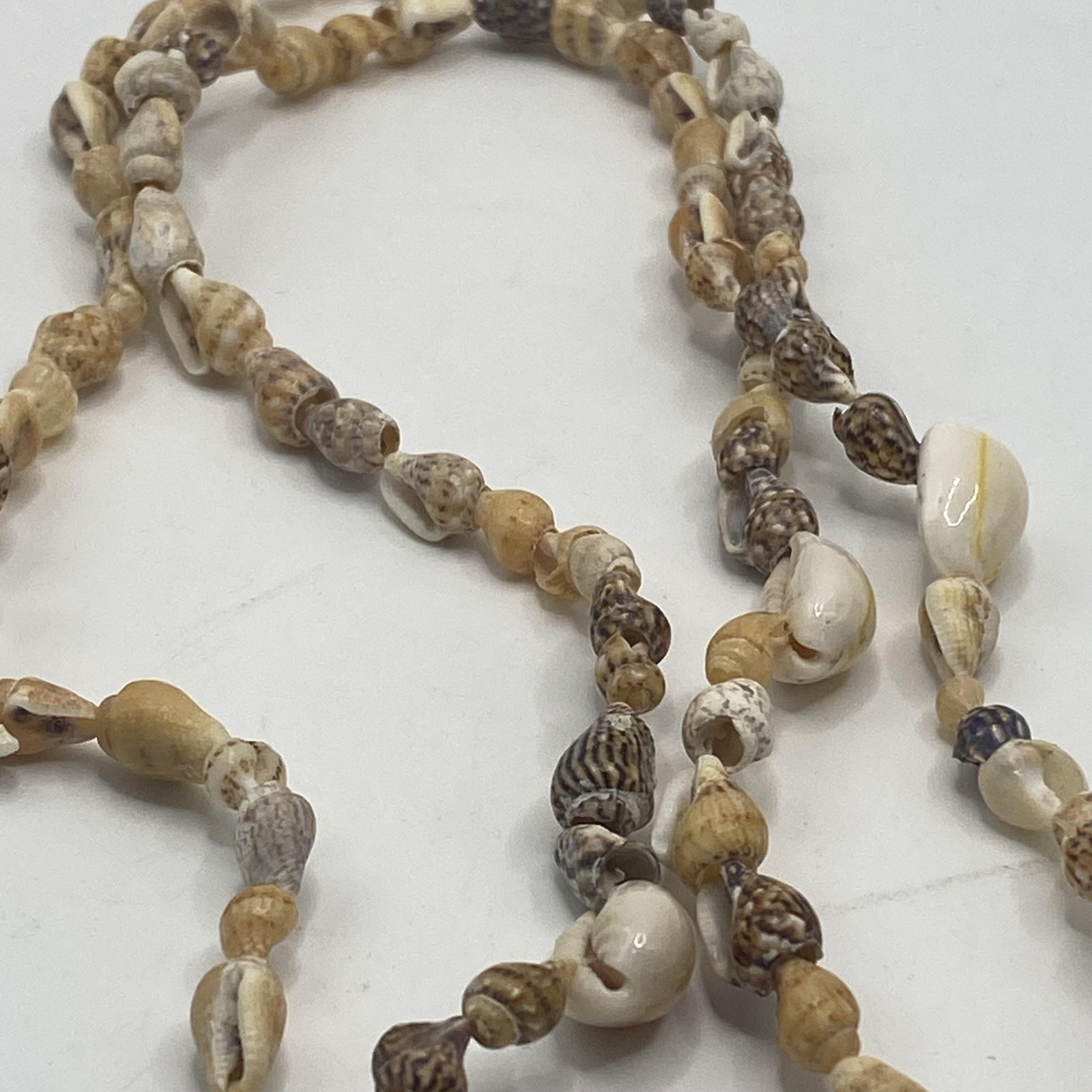 Beige Shell Beaded Necklace 36 In Long Strand Sea Life Beach Womens Jewelry