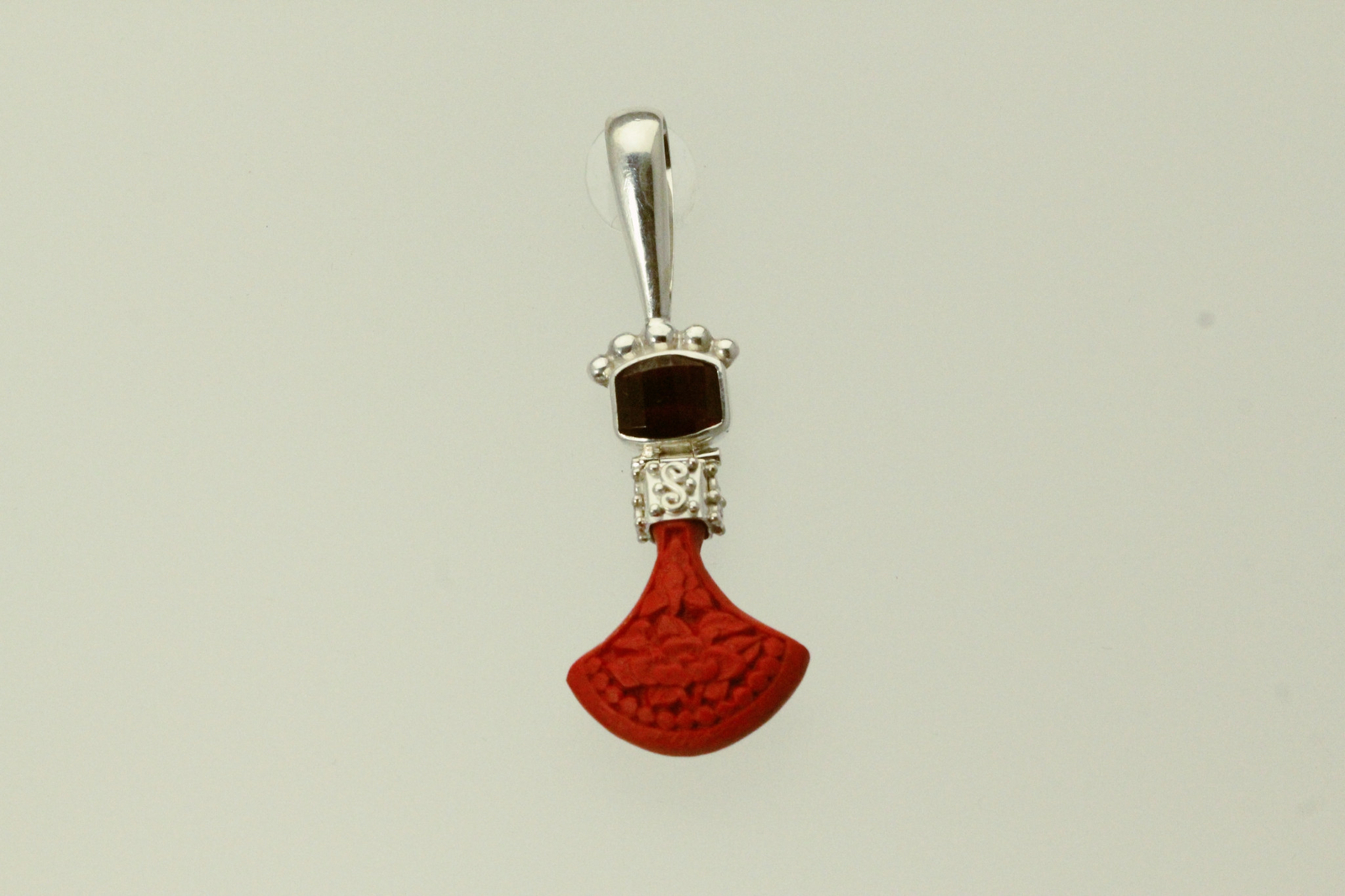 925 Sterling Silver Sajen Sterling Red Stone Dangle Pendant 7.3 Grams (PEN9003)