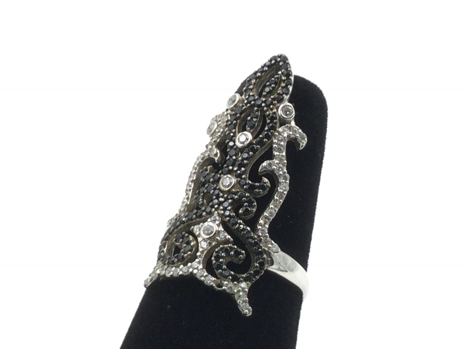 .925 STERLING SILVER BLACK & WHITE HIGH END CUBIC ZIRCONIA COCKTAIL RING