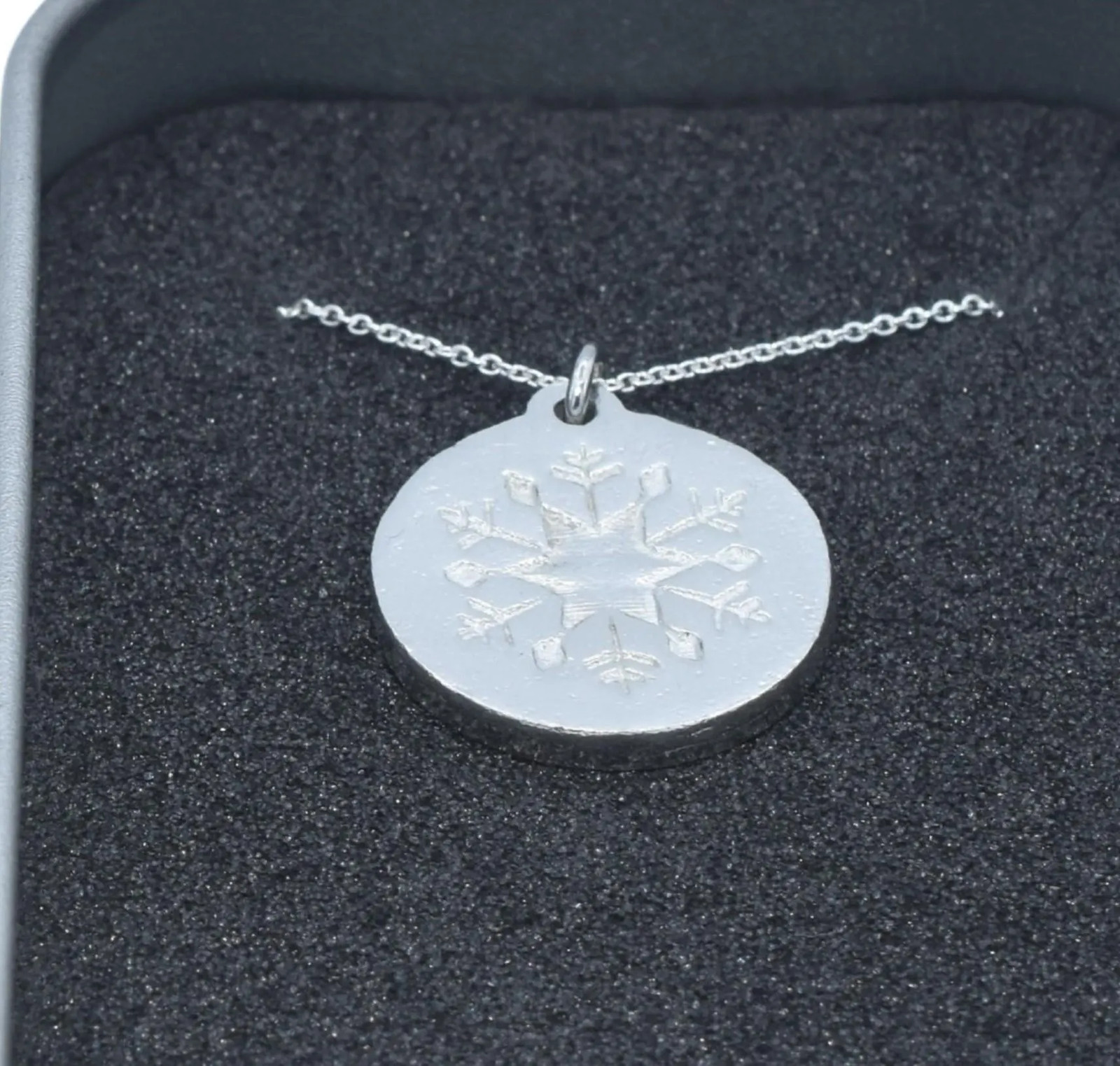 10th Anniversary Tin Pendant Snowflake Star Minimalist Necklace Gift UK