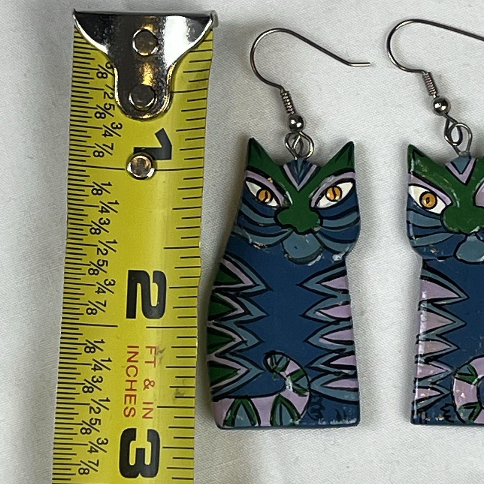 Vintage Wood Cat Earrings Hand Painted Wire Dangle Folk Art Laurel Burch Style