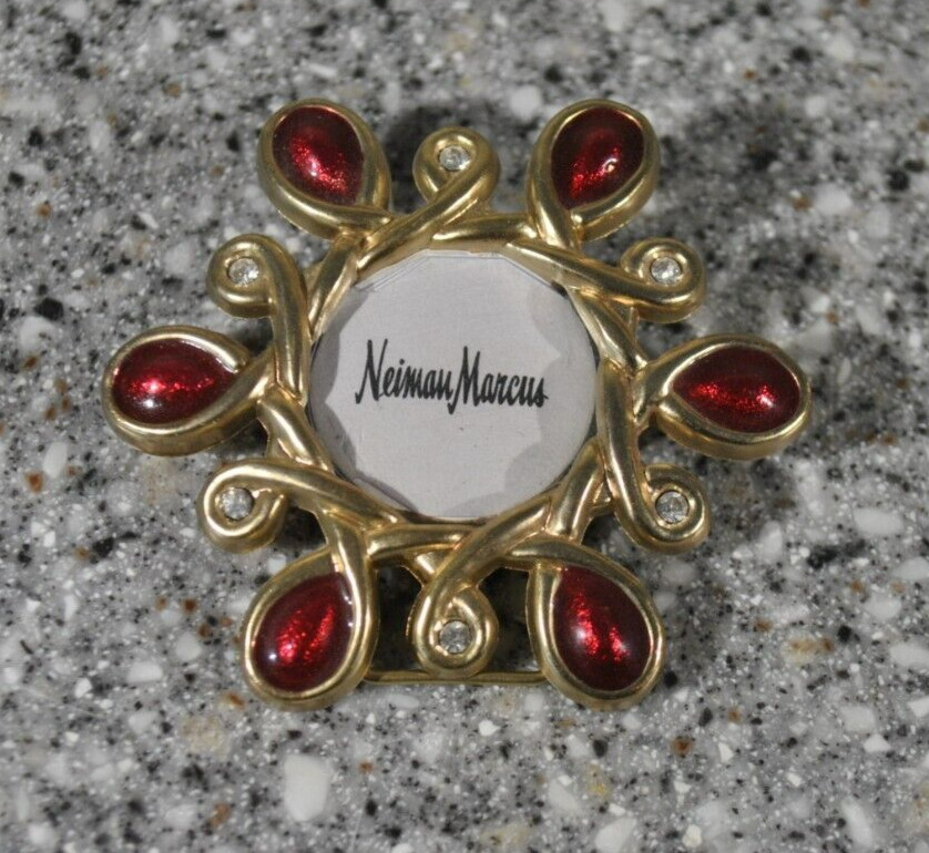 Jay Strongwater Clip On Brooch Picture Frame Neiman Marcus Gold Tone Red Pin Vtg
