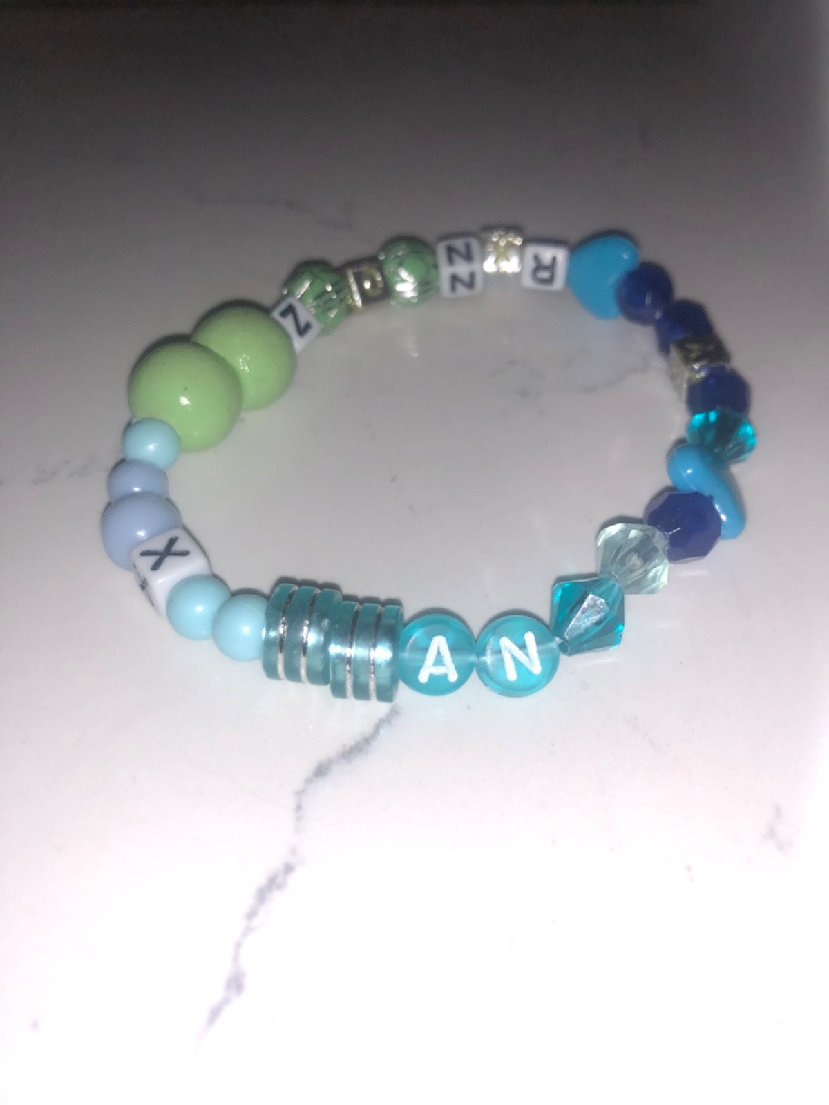 BEAUTIFUL, COLORFUL, BRIGHT, NEW, MEDIUM , FLEXIBLE, BRACELET
