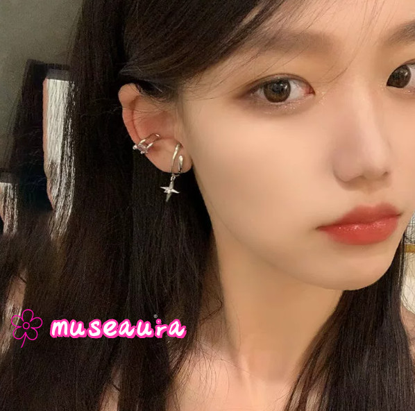 Silver Four-Pointed Star Ear Cuff, No Piercing Versatile Ear Jewelry