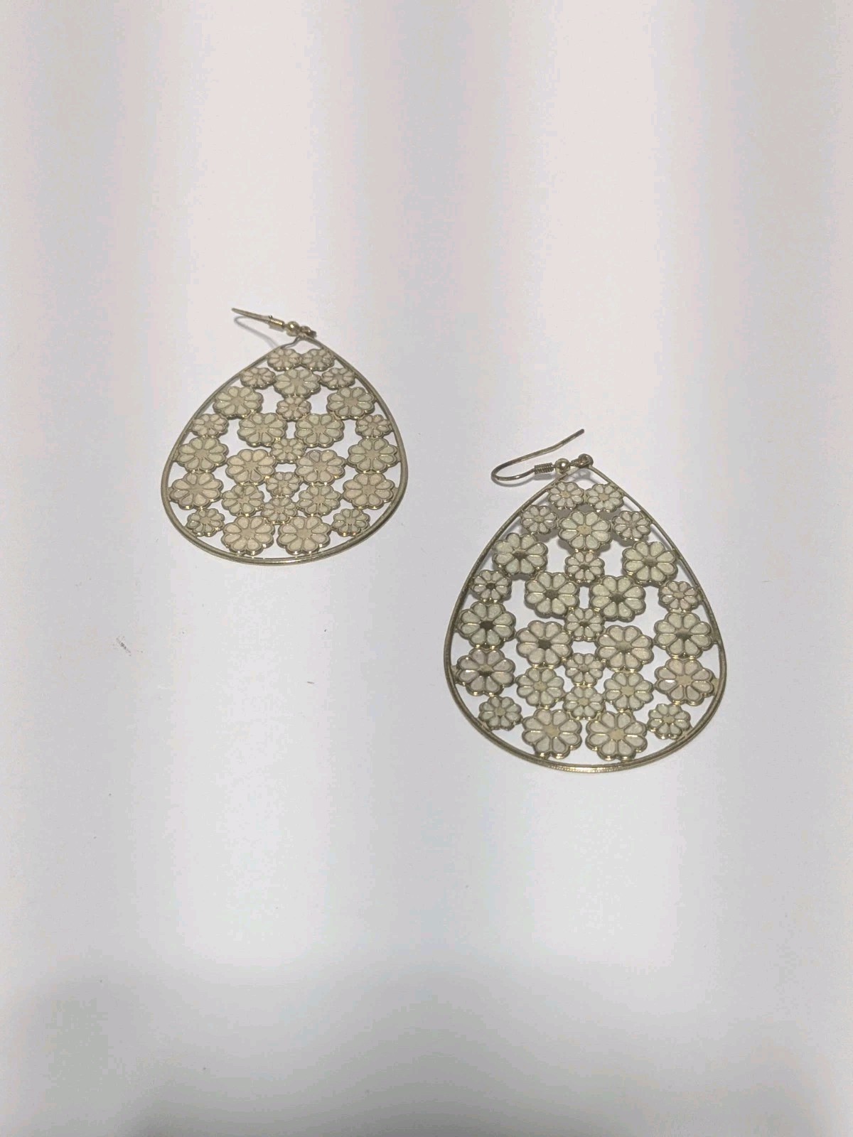 Gold Tone Flower Filigree With White Enamel Inlay Hook Dangle Earrings 2.75″