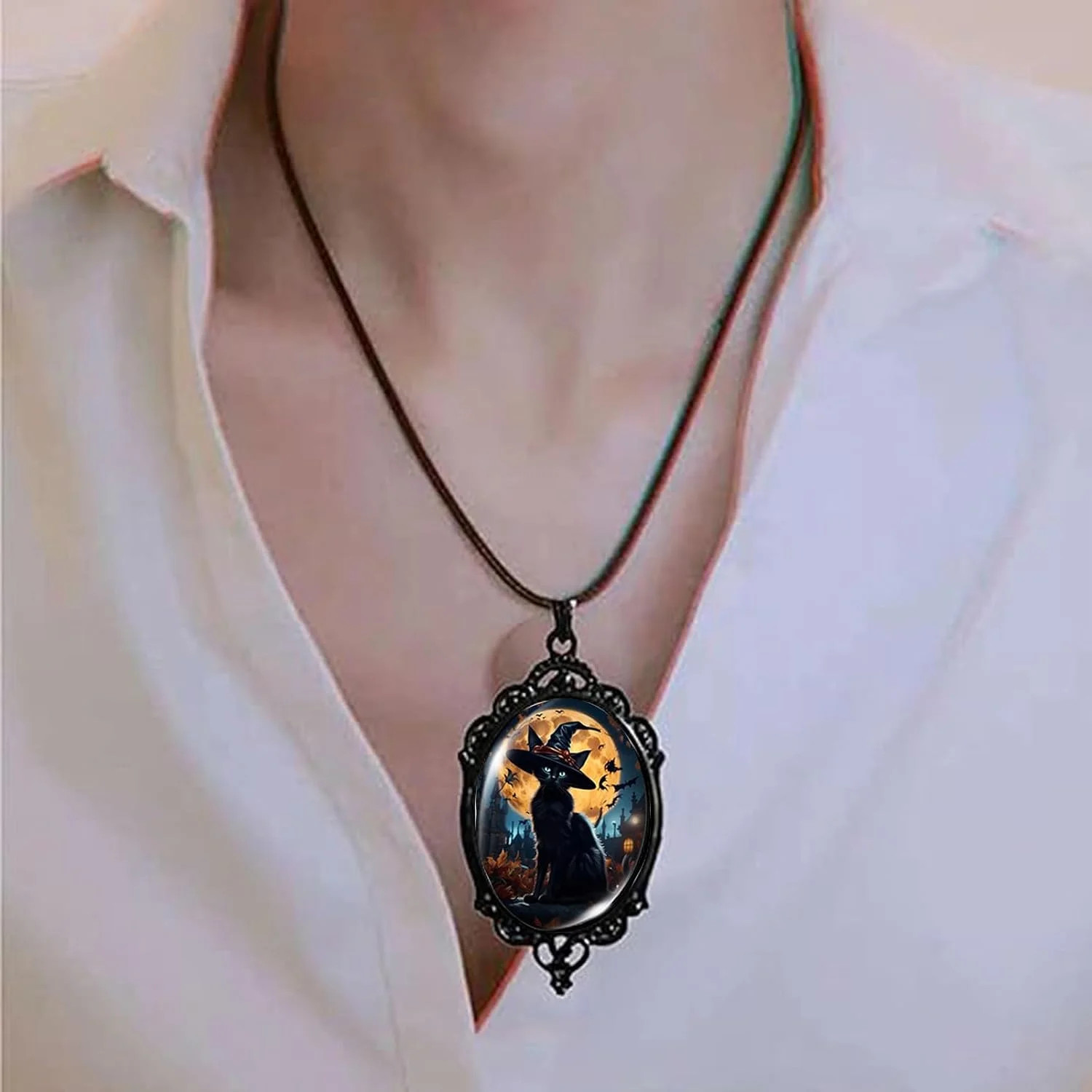 Black Cat Necklace Halloween Necklace for Women Gothic Glass Cameo Pendant Neckl