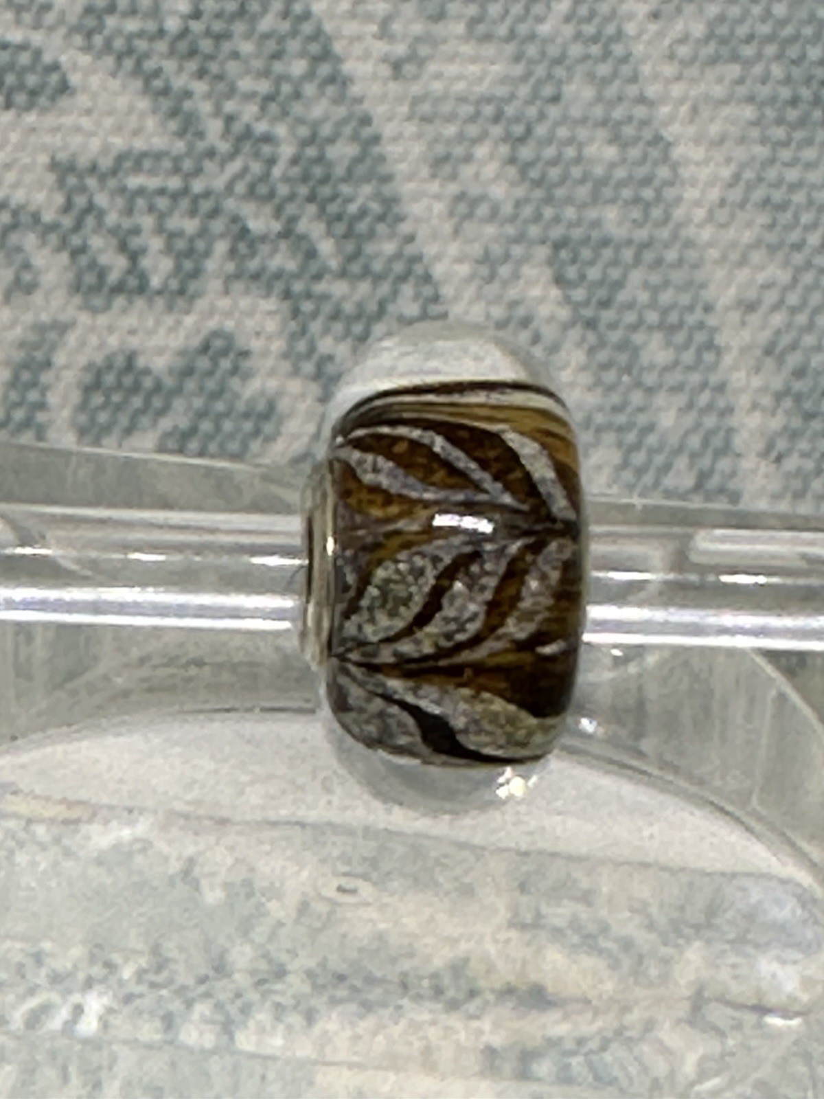 Authentic Trollbeads Roots of Wisdom TGLBE-10442, New & Retired 2021