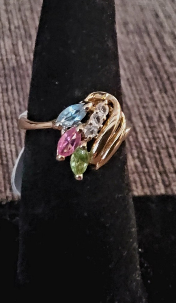 Park Lane SPECIAL AWARD RING – PASTEL CZ’s in 18K Gold- Size 7 – BEAUTIFUL
