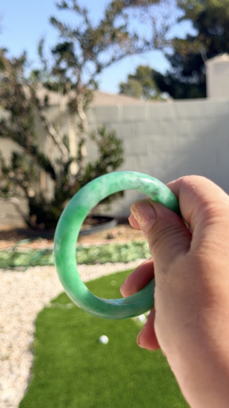 610:A Full Green Natural Jadeite Bangle 5.5cm Inner DM