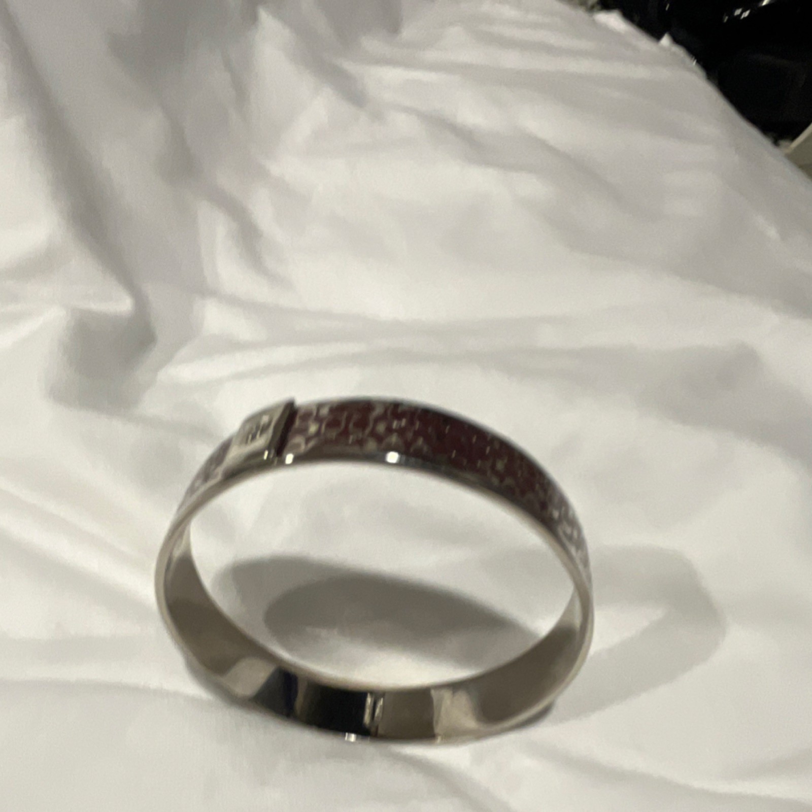 Coach Silver Red Metal Bangle Bracelet Push Lock Round Signed