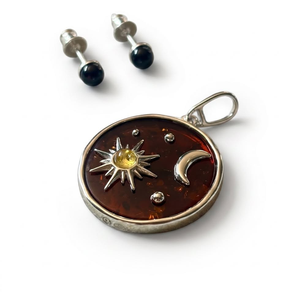 Set de dije, Aretes y Dije de Sol y Luna en Ambar, Plata .925.