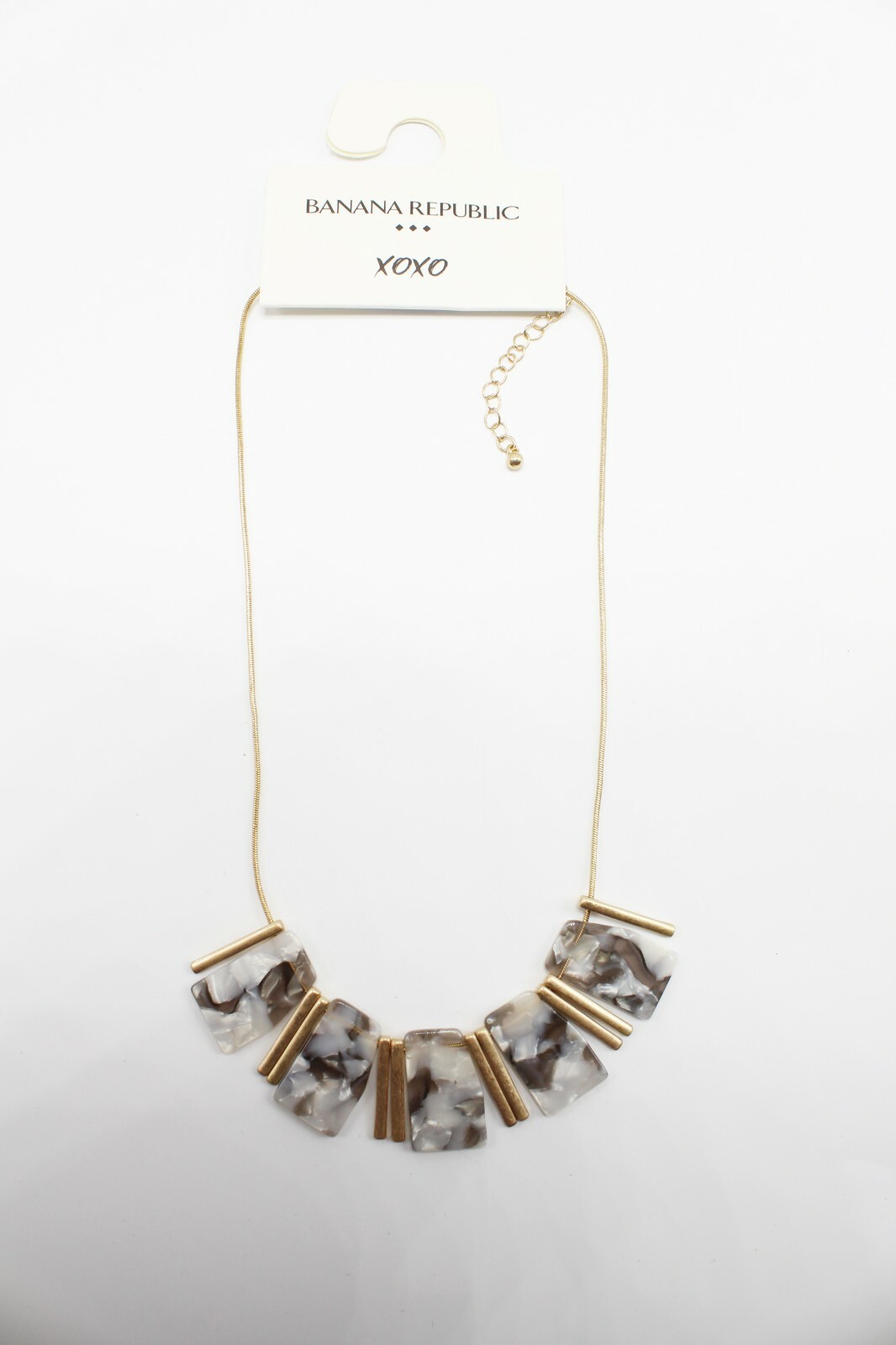 New Banana Republic Gold Understated Statement Necklace $39.99 Tags #N0034