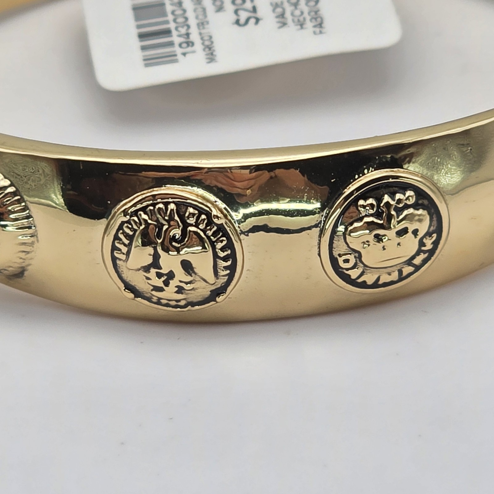New! CHICO’S Danmark Bracelet Eagle Crown Crest Bangle Hinged Gold Tone W Tags!