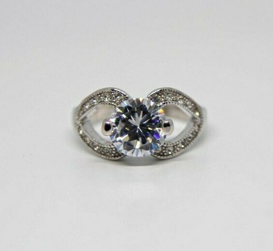 New Avon Francesca CZ Heart / Wedding / Cocktail Ring – Sz 5 6 7 8 9 10 or 11