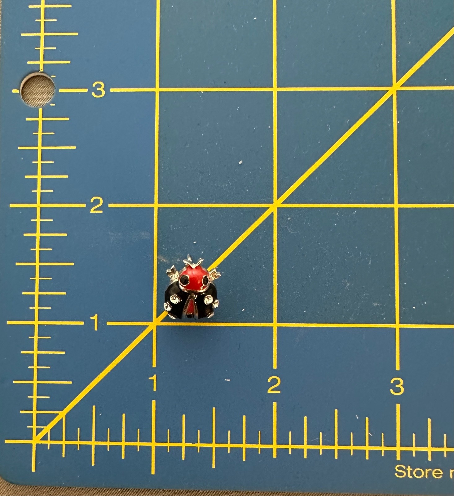 JAY STRONGWATER TIE TACK LADY BUG PIN BROOCH WITH SWAROVSKI CRYSTALS