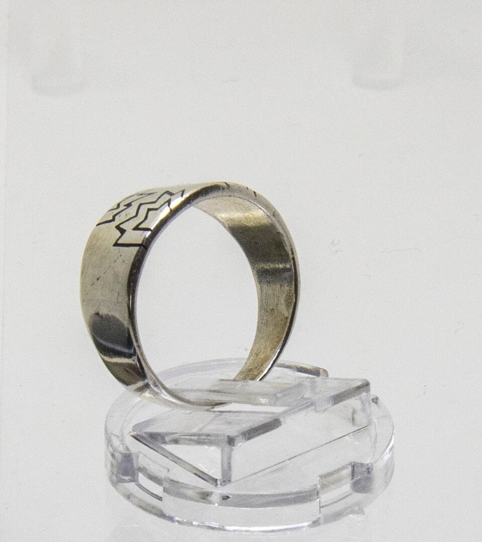 Unique Silver Cartoon-like Star Ring