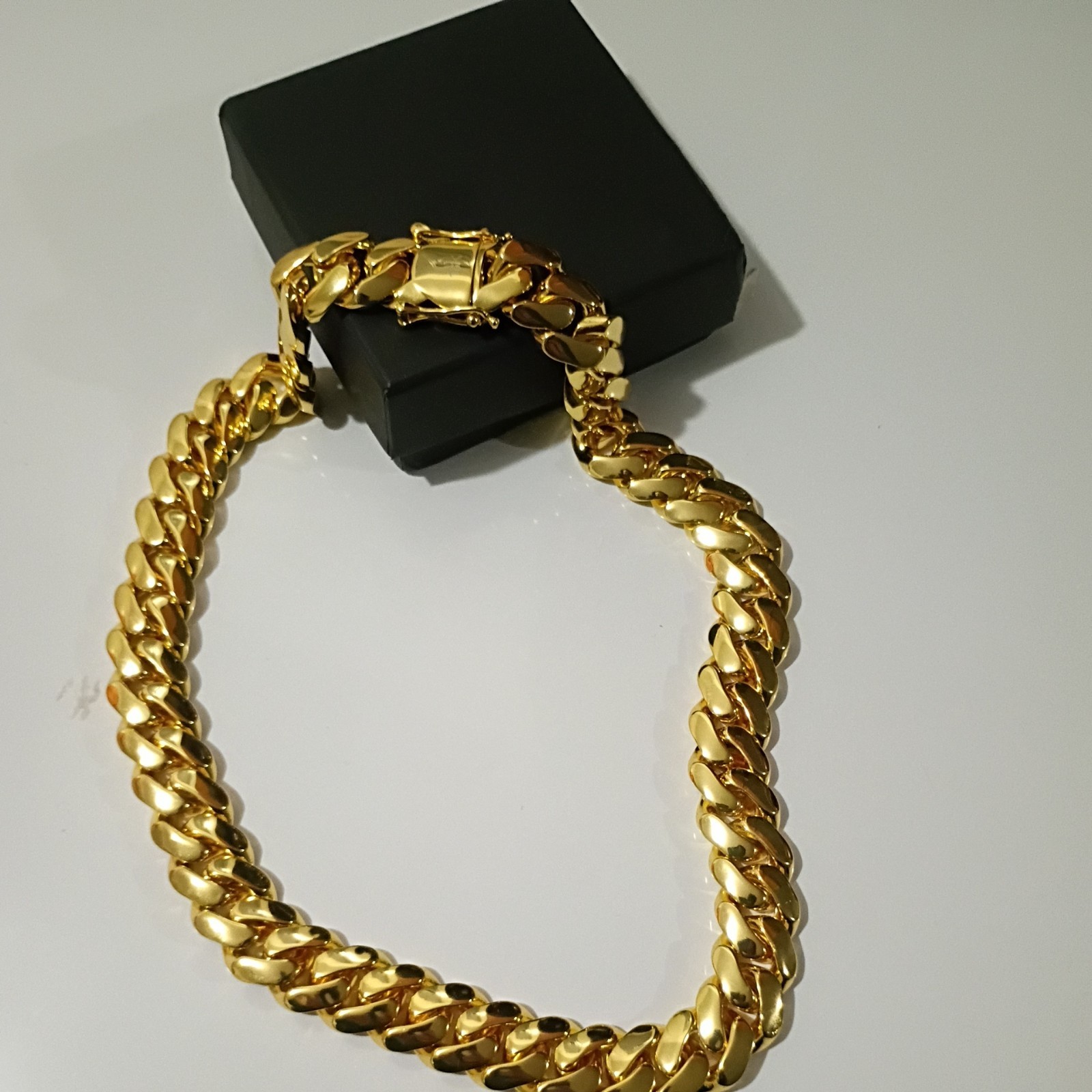 Miami Premium Water Resistant Cuban Link Gold Plated Chain 20mm – 24inch