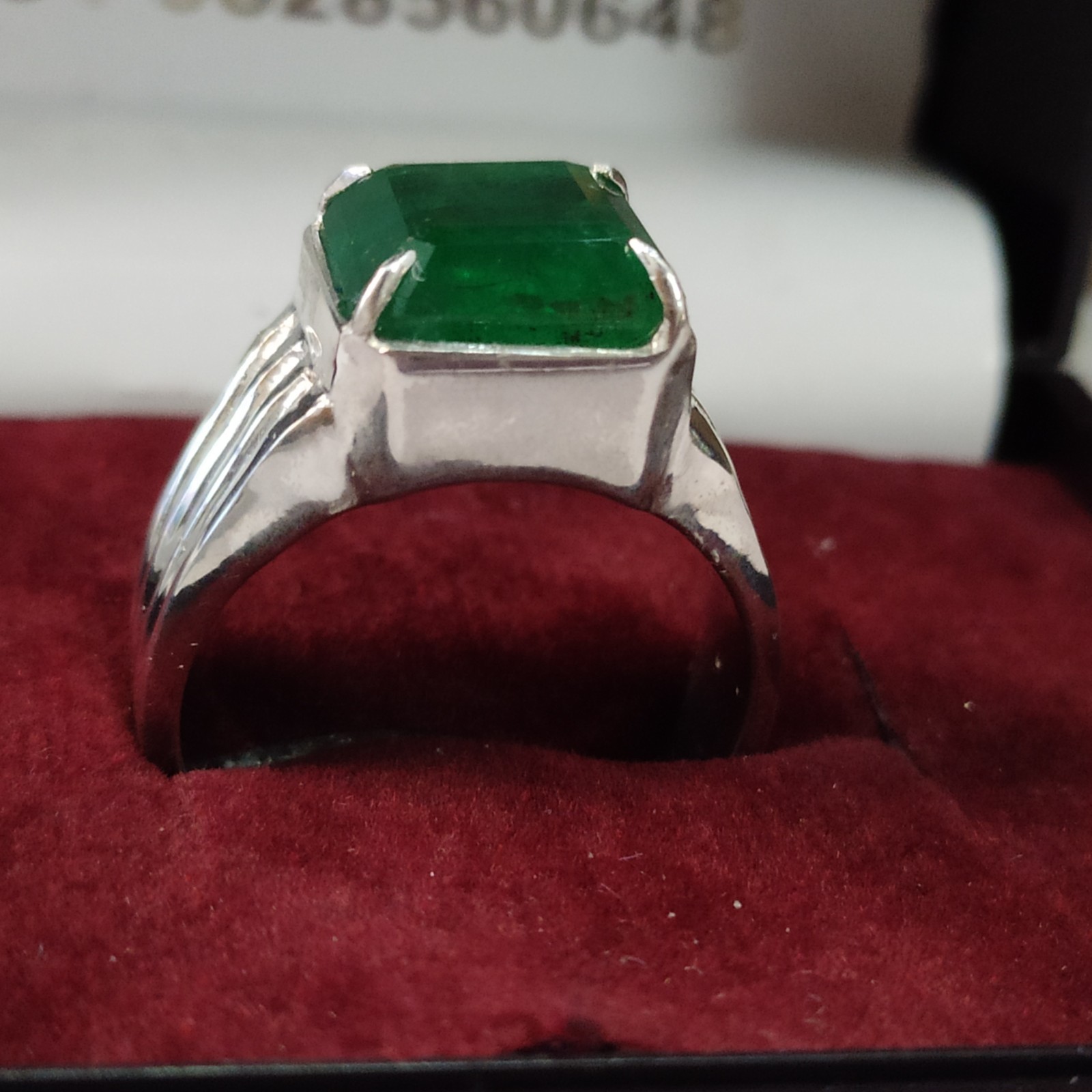 Natural Emerald Ring 925 Sterling Silver Handmade Green Stone Engagement Band