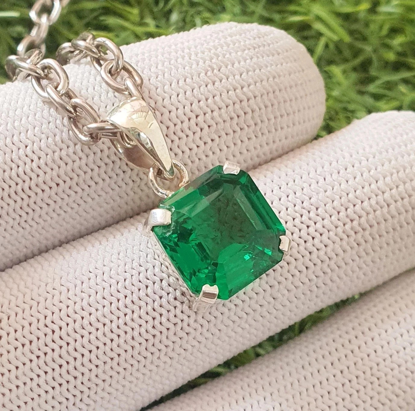 20.20 Ct Natural Emerald 925 Silver Square Pendant Gorgeous Gemstone with chain