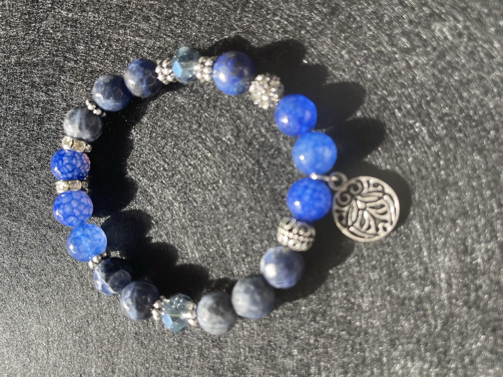 Chico’s Stretch Bracelet Blue Lapis & Glass Beads Silver all occasion gift mothe