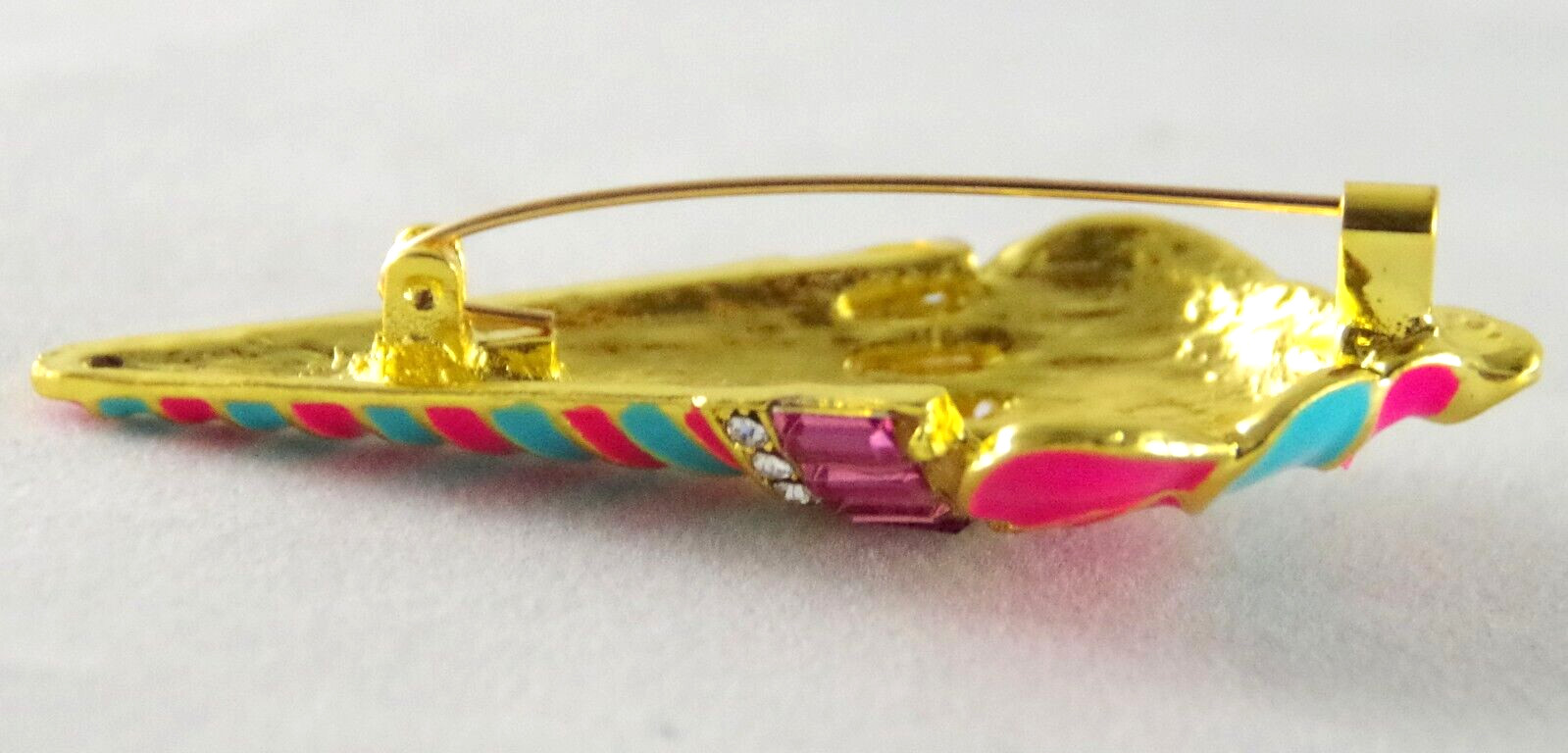 2 3/8″ NWOT RHINESTONE & ENAMEL PINK & BLUE STRIPED ICE CREAM CONE BROOCH PIN