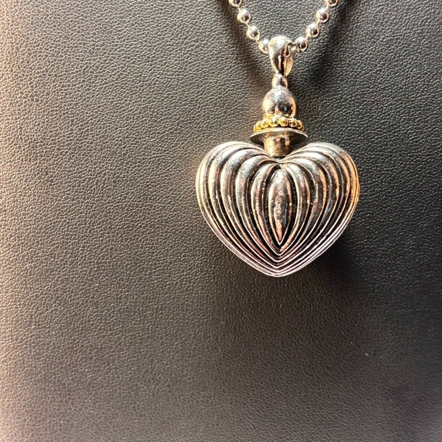 Necklace Set Vintage Silver Gold Heart Pendant Black Glitter Lucite Links
