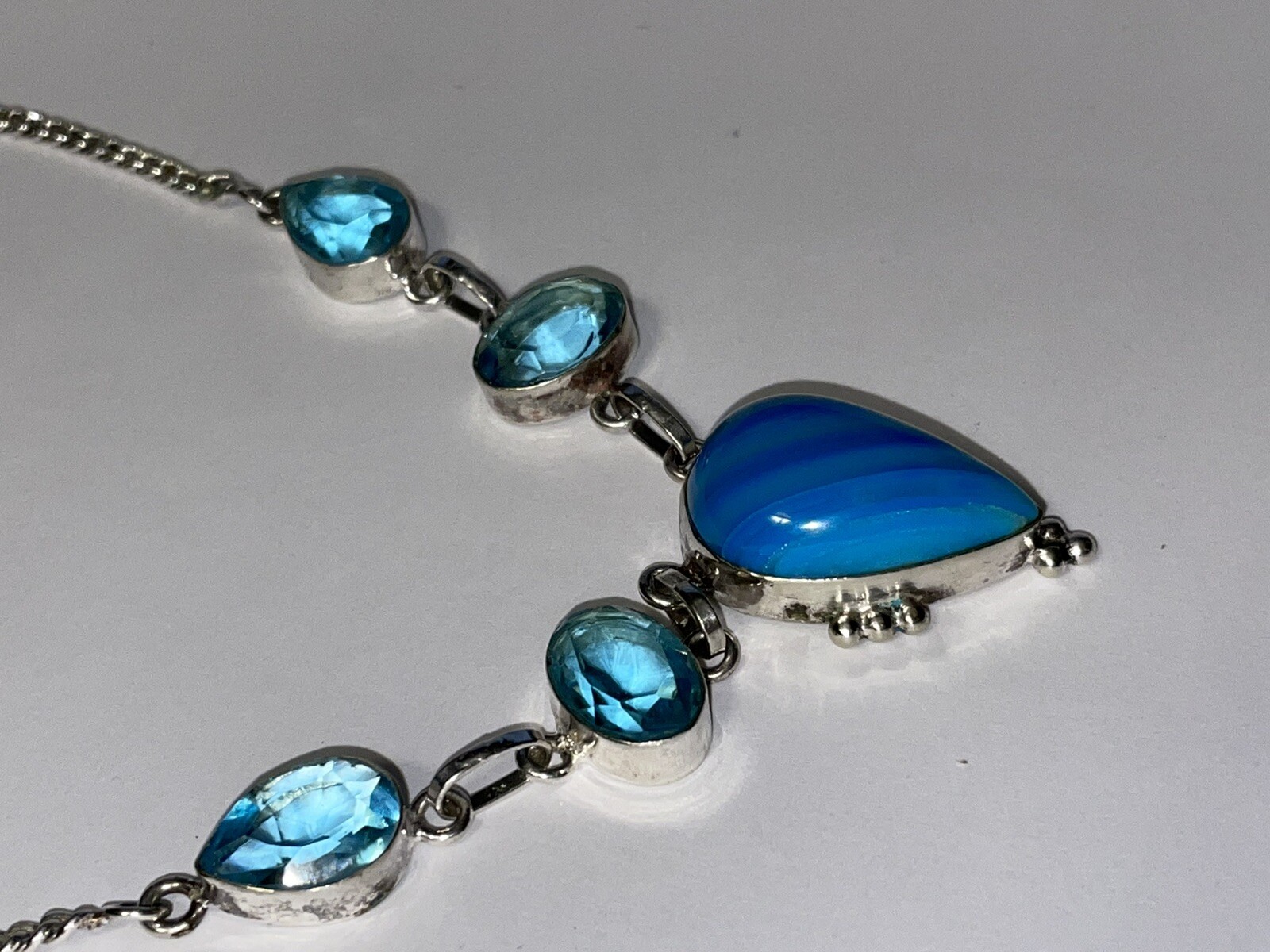 STERLING SILVER 925 NECKLACE 17″ Teardrop Blue gems 27 grams