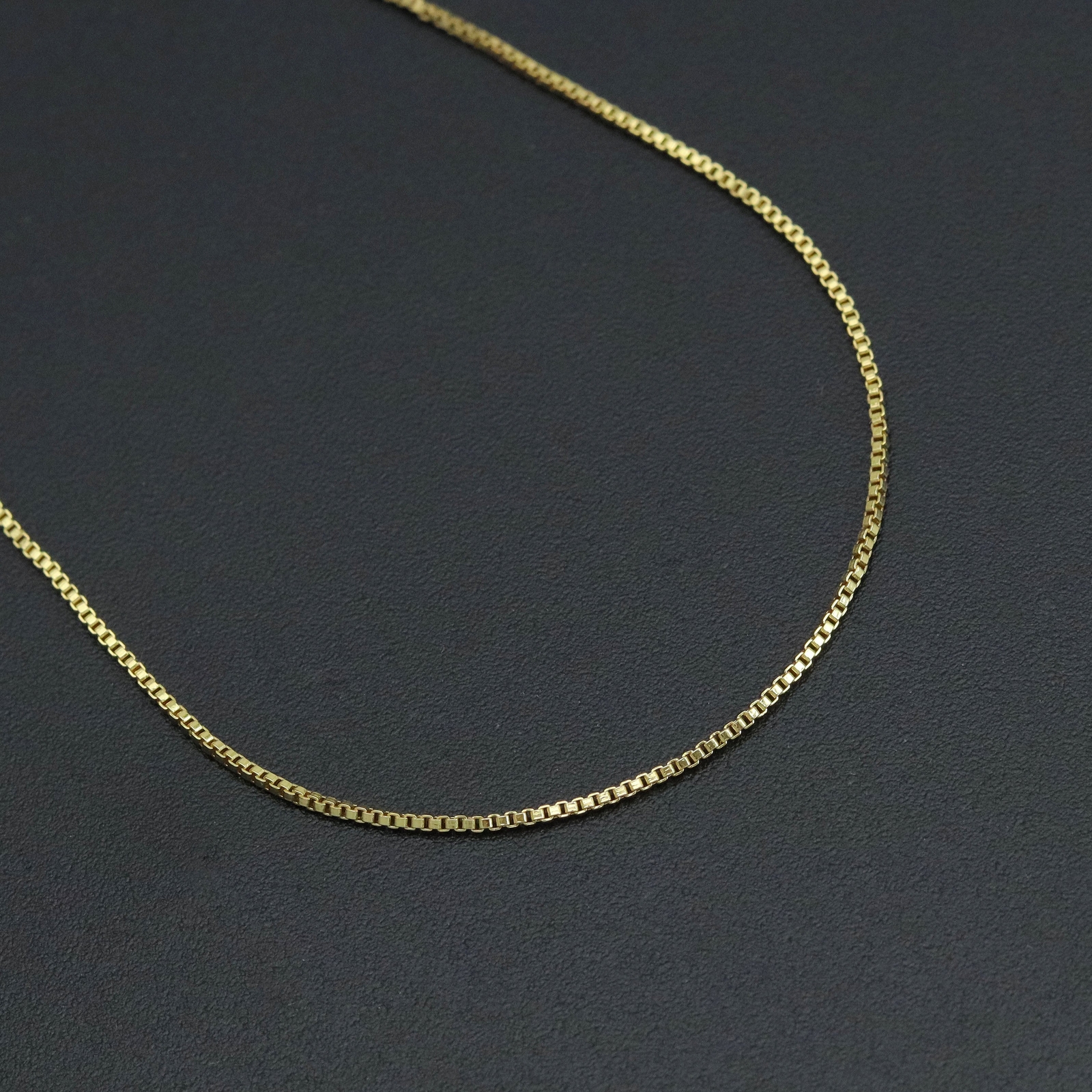 18K Gold Plated Mens/Womens Box Chain Necklace, 0.8mm Thin, 17-18″ – sku#JD07