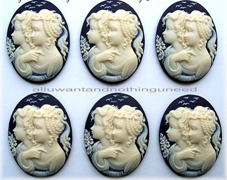 6 Unset Ivory color SISTERS FRIENDS on Black 25mm x 18mm Costume Jewelry CAMEOS