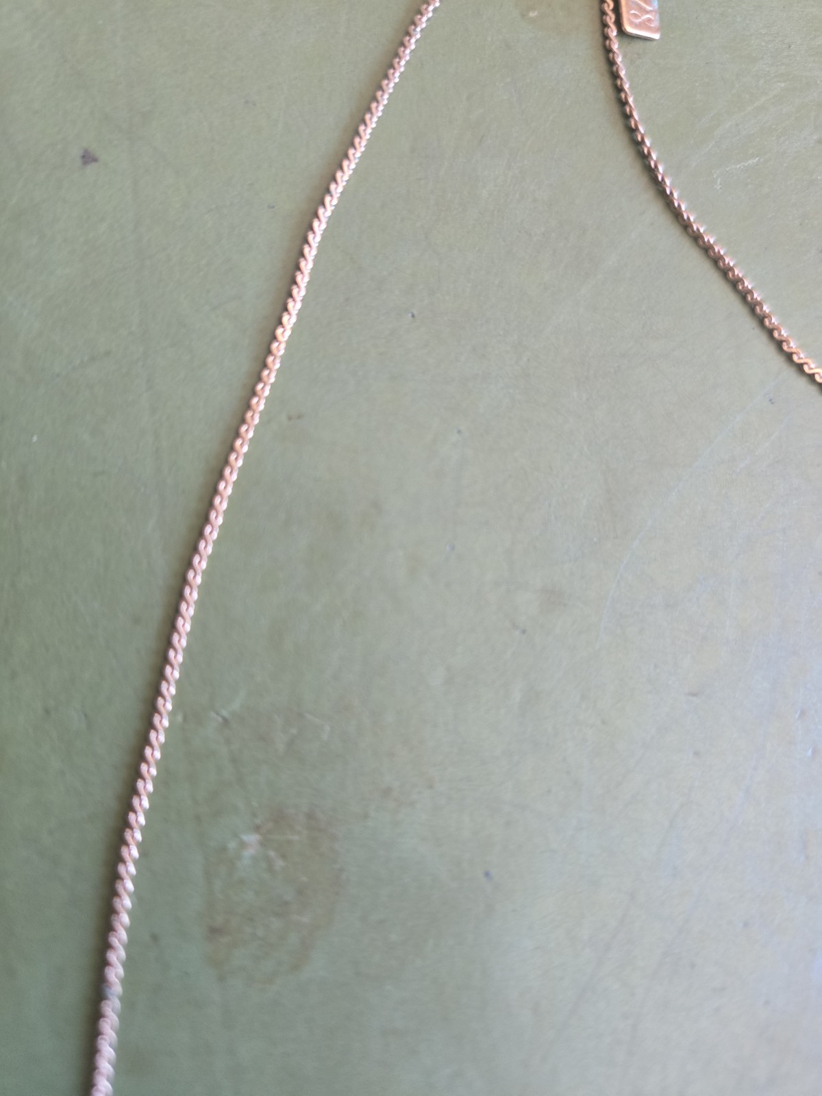 VTG “1928” Pendant & 18″ Chain Necklace Jewelry Flower Rose Gold & Silver Tone
