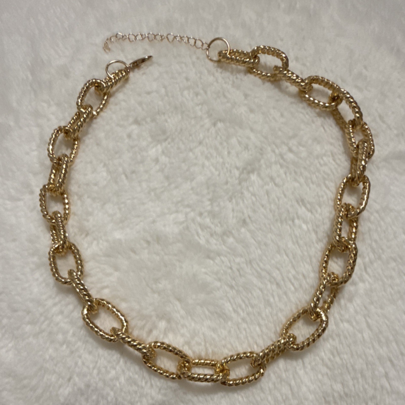 Gold Tone Oval Link Chain Statement Necklace with Lobster Clasp, No Stone