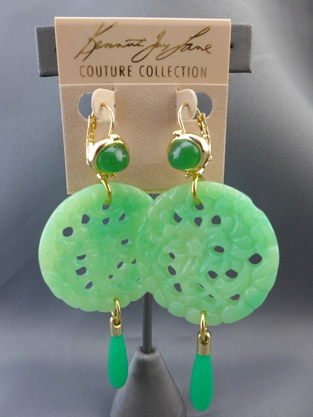 Kenneth Lane KJL COUTURE Asian Carved Green Jade Statement Drop Earrings 3-1/2″