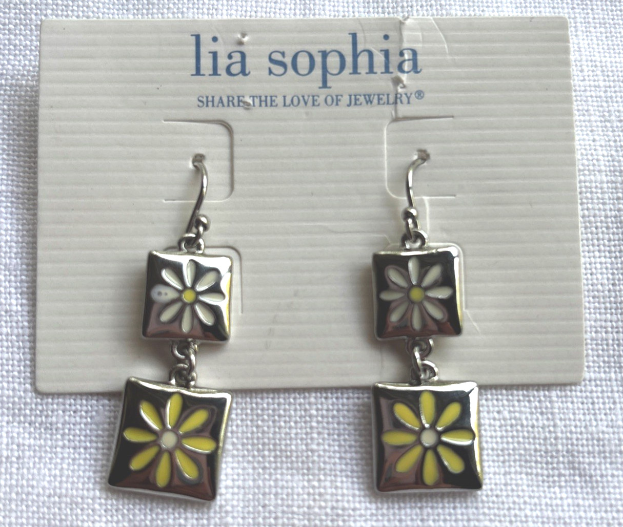 Lia Sophia “SUN KISSED” Dangle Earrings, Floral Daisy, Yellow & White, NWT