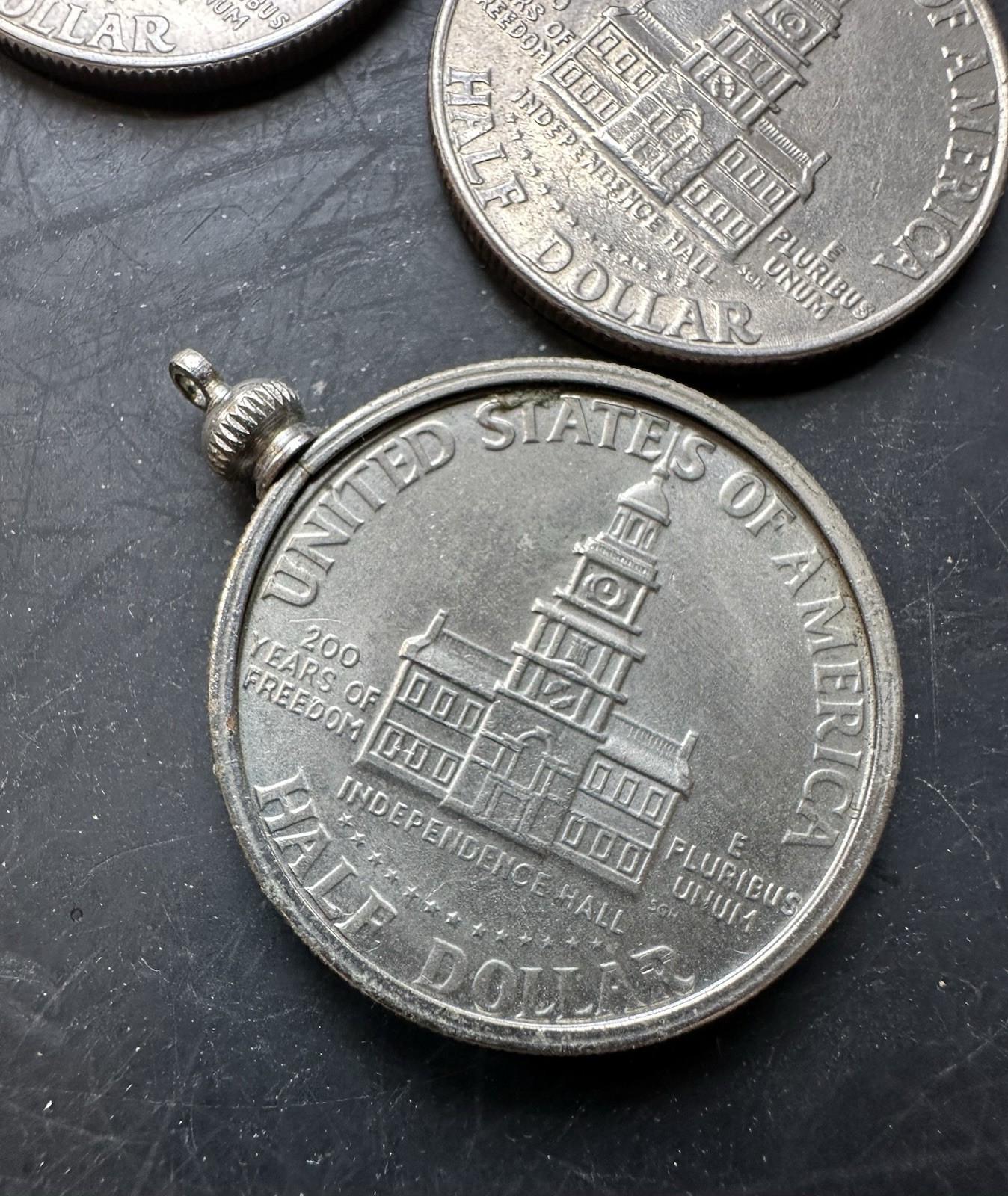 1972 Ike Dollar Pendant & 1976 JFK Half Pendant & 4 Kennedy Bicentennial Coins