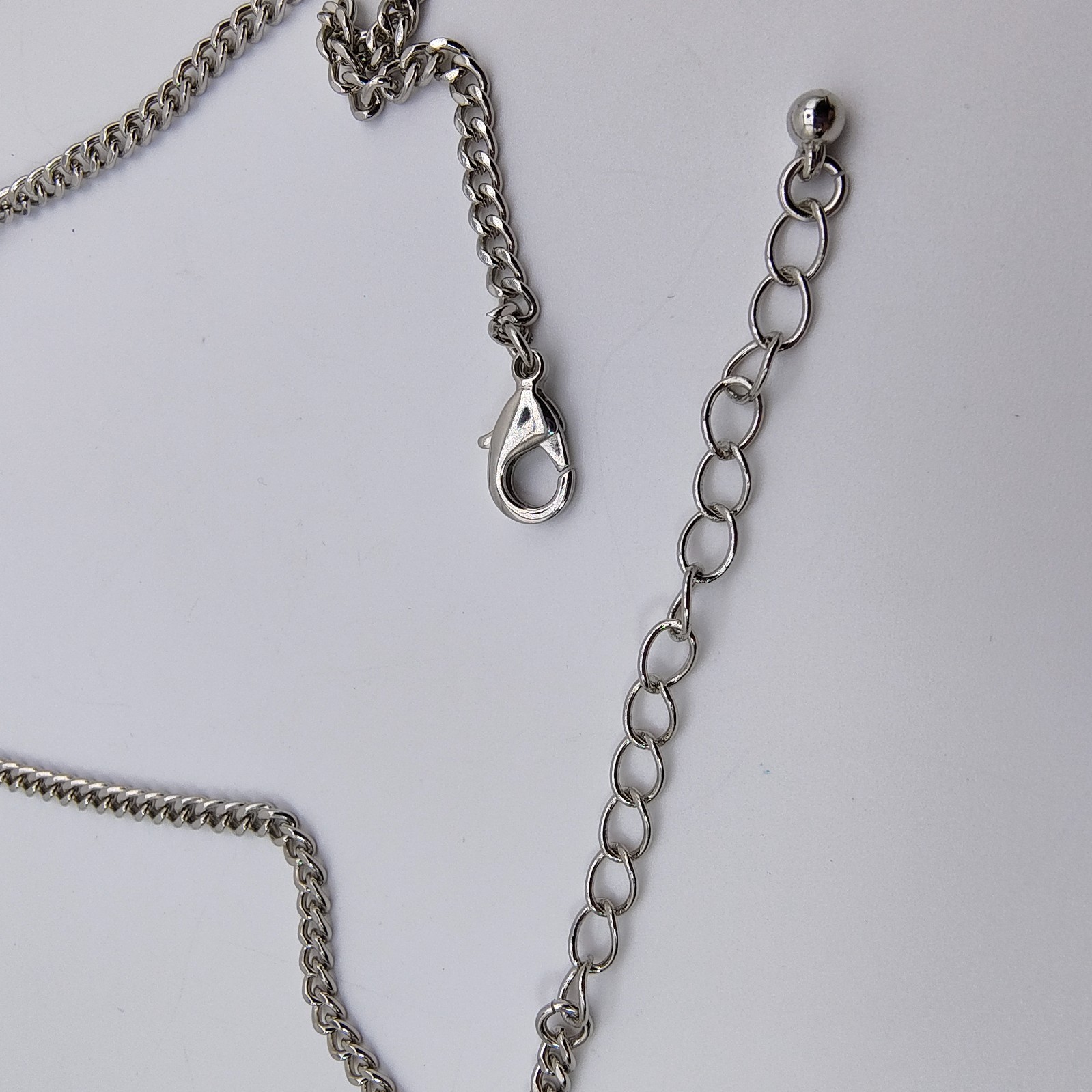 Y2K Retro Glam Statement Necklace Silver Tone Acrylic Rhinestone Boho Chic