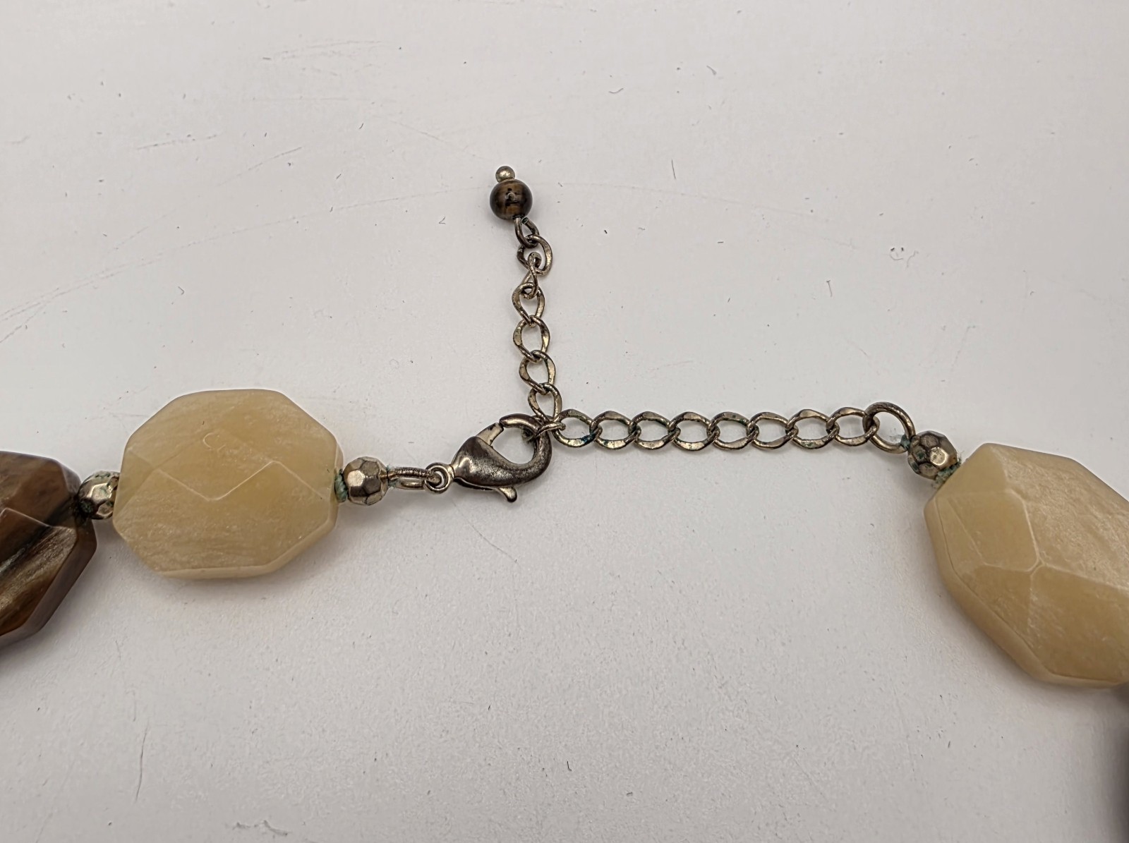 Faceted Acrylic Beaded Necklace Brown Beige Chunky Lobster Clasp Pre-owned