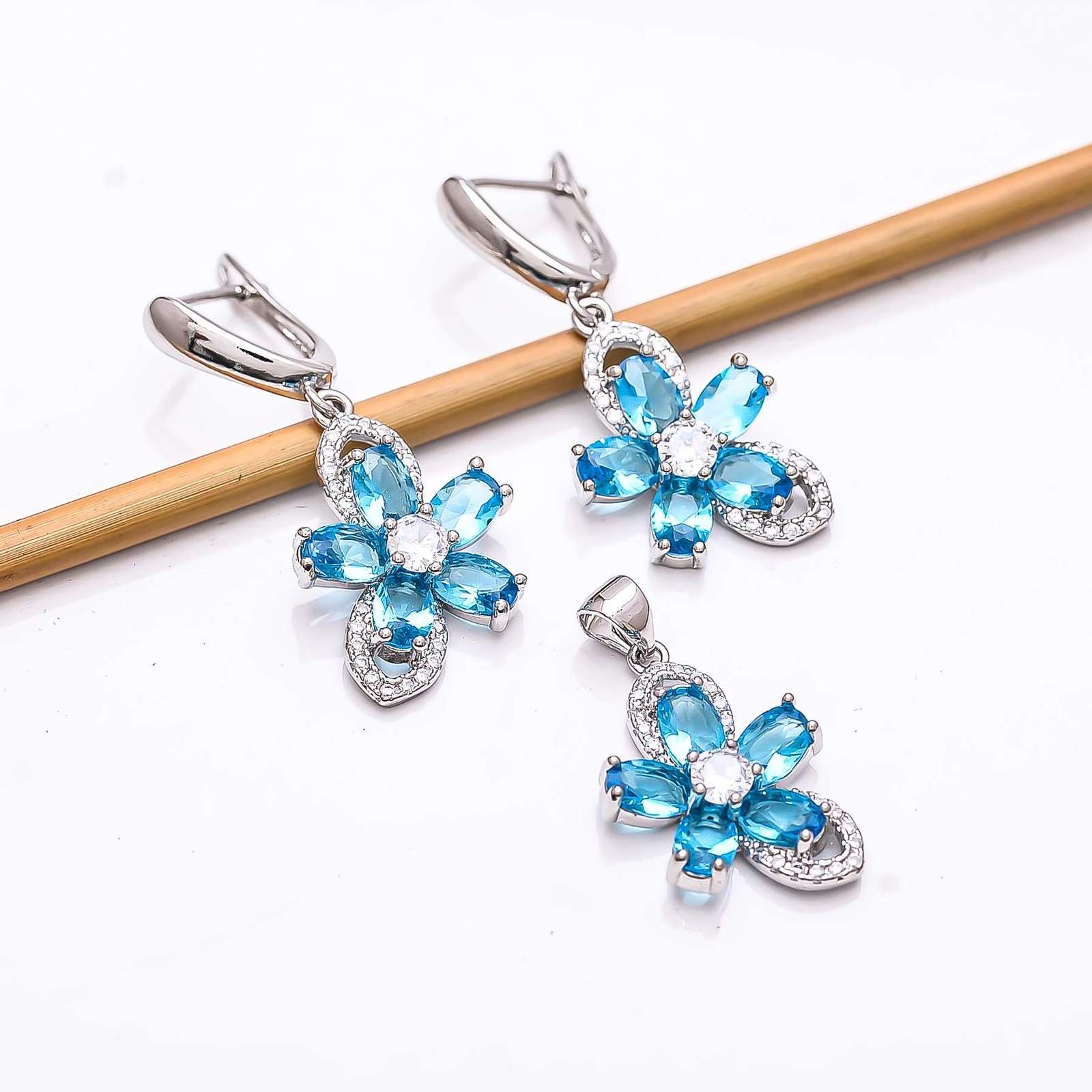 Blue Topaz & CZ Gemstone 925 Sterling Silver Flower Pendant Earring Set PS82013