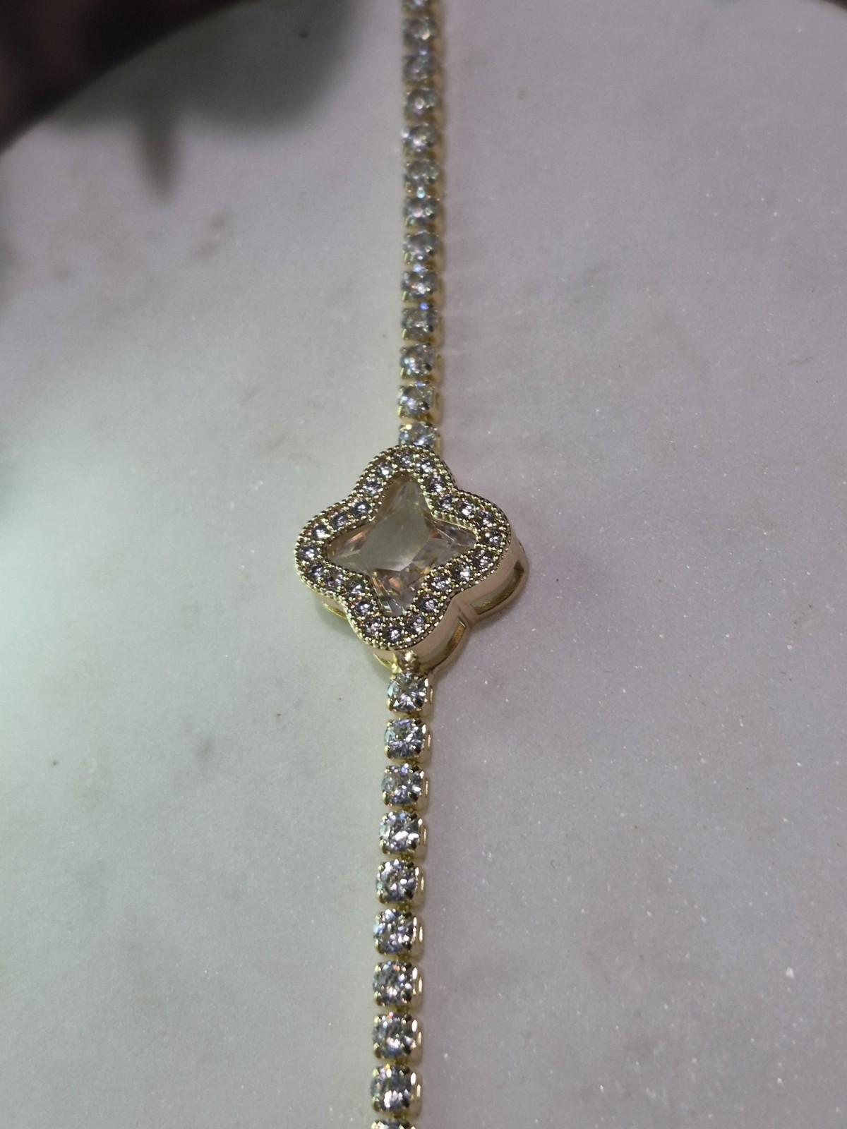 7in Tennis Bracelet With Cz Clover Gold Filled