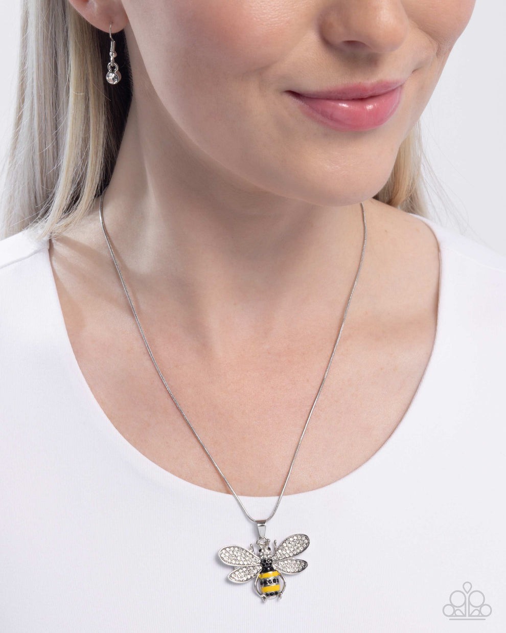 Paparazzi Necklace ~ Be Humble Bumblebee – Yellow Bee Silver P2SE-YWXX-246XX