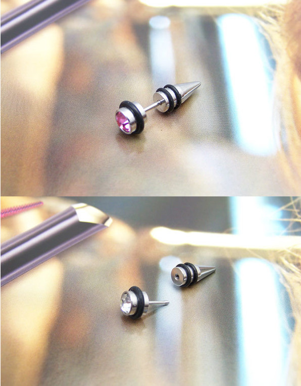 2Pcs Prong Set Screw Back CZ Stud Earrings Rivet Spike Cone Surgical Steel PE30