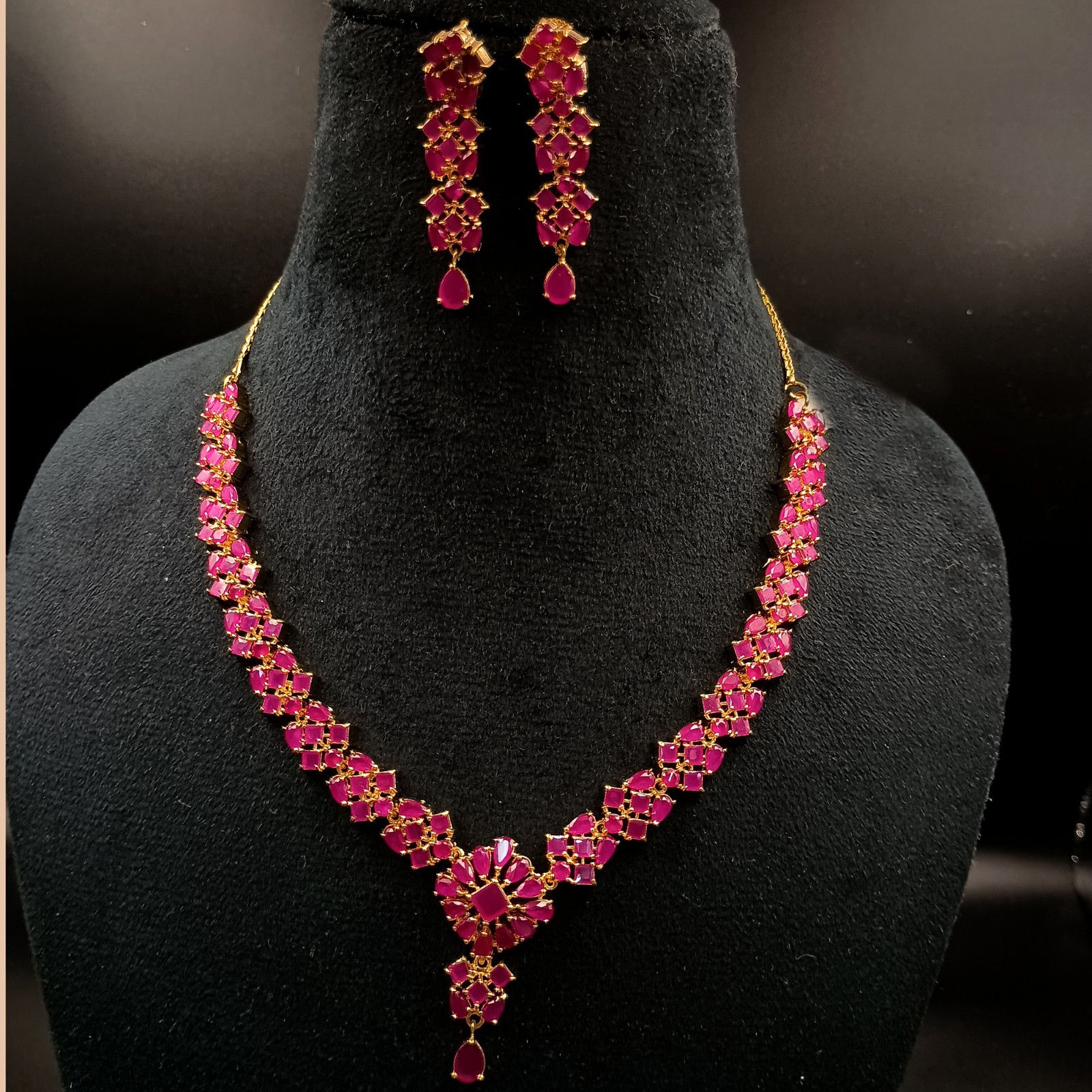 Ruby Necklace Set 22K Gold Plated Indian Bridal Wedding Jewelry Choker Earrings