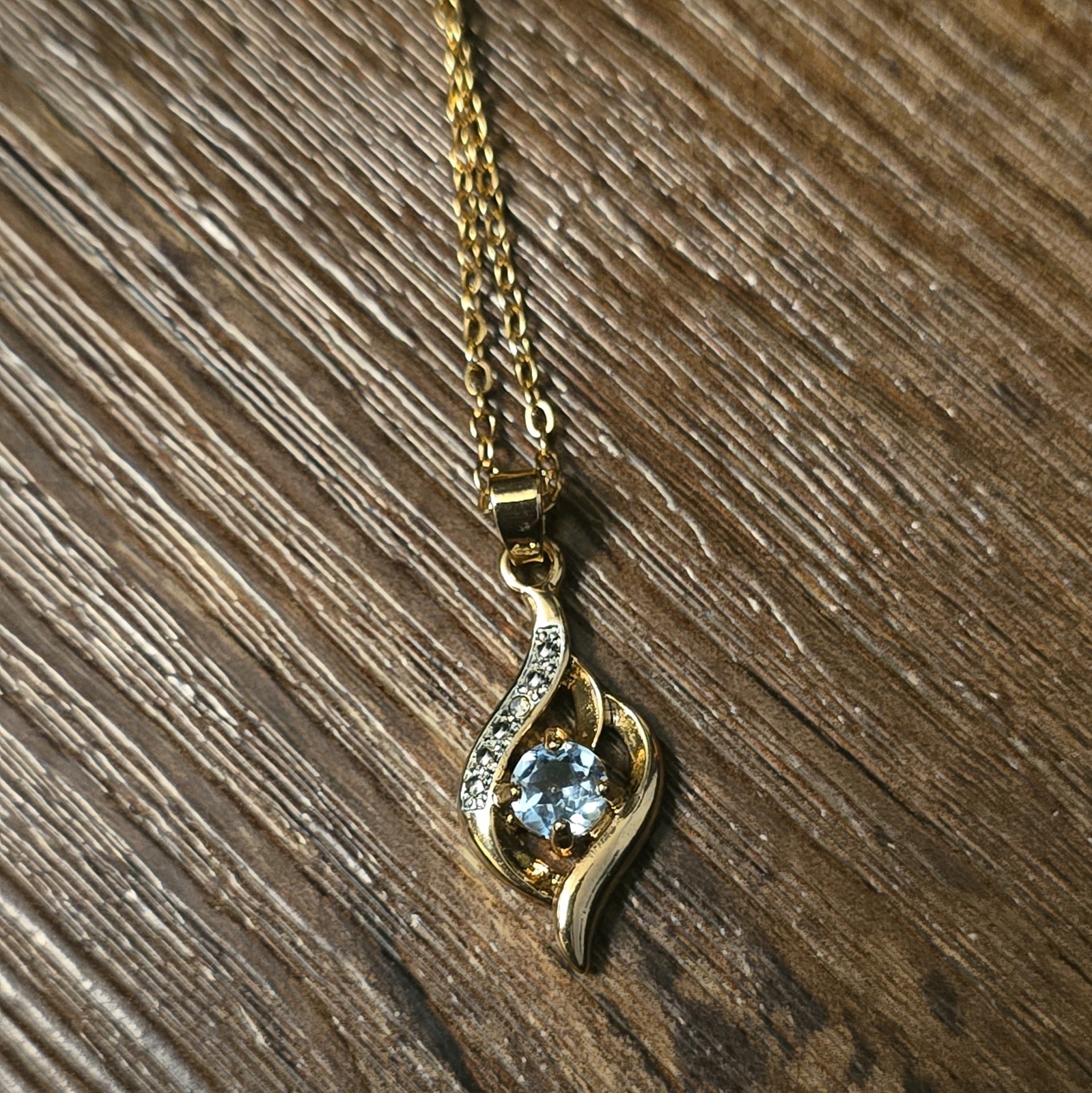 Blue Topaz 14K Plate Vermeil 925 Necklace 16″ With Extender To 20”