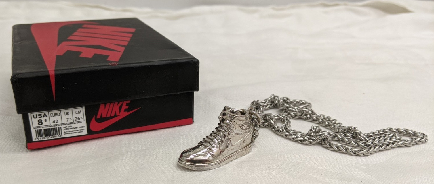 Nike Air Jordan 1 Shoe Pendant Necklace w/ Mini Box JR
