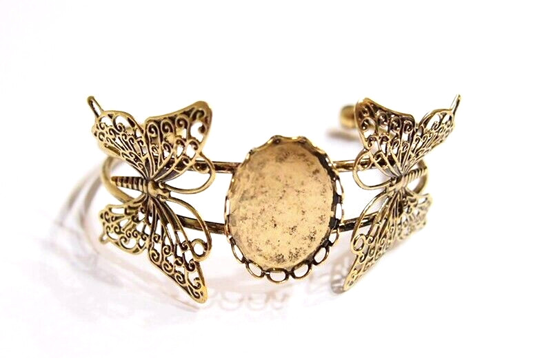 4 of 25x18mm Antique Gold Butterfly Cuff Bracelet Settings, Very Nice