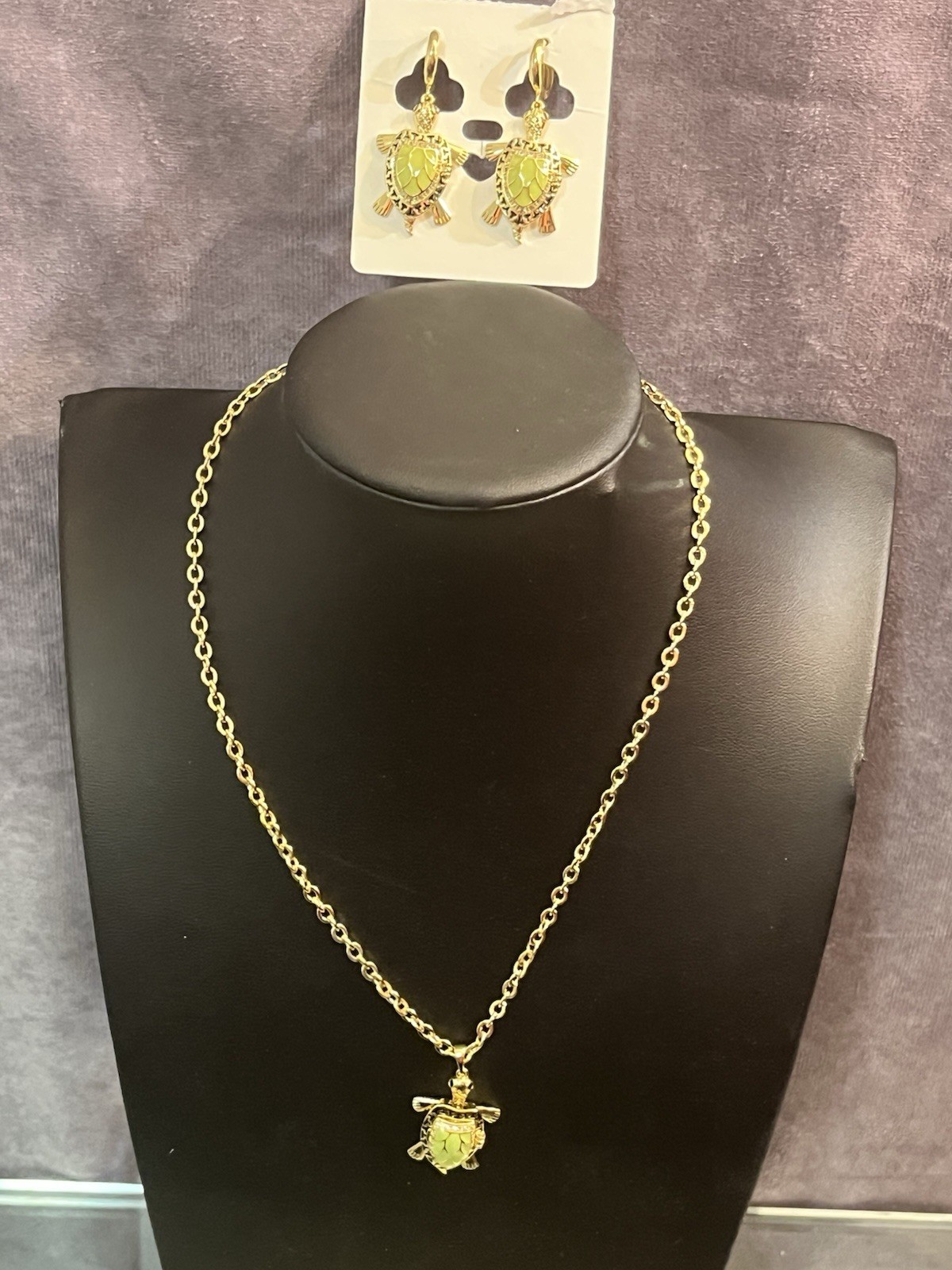 None tarnish none fade Gold Tone Turtle Necklace & Earrings Set Green