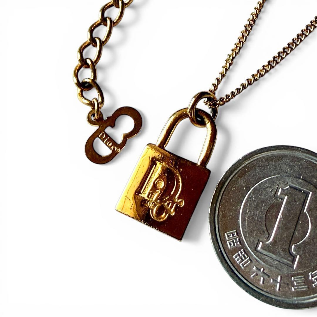 Christian Dior Necklace Padlock Pendant Gold-tone Length: 17.7 in. CD Signature
