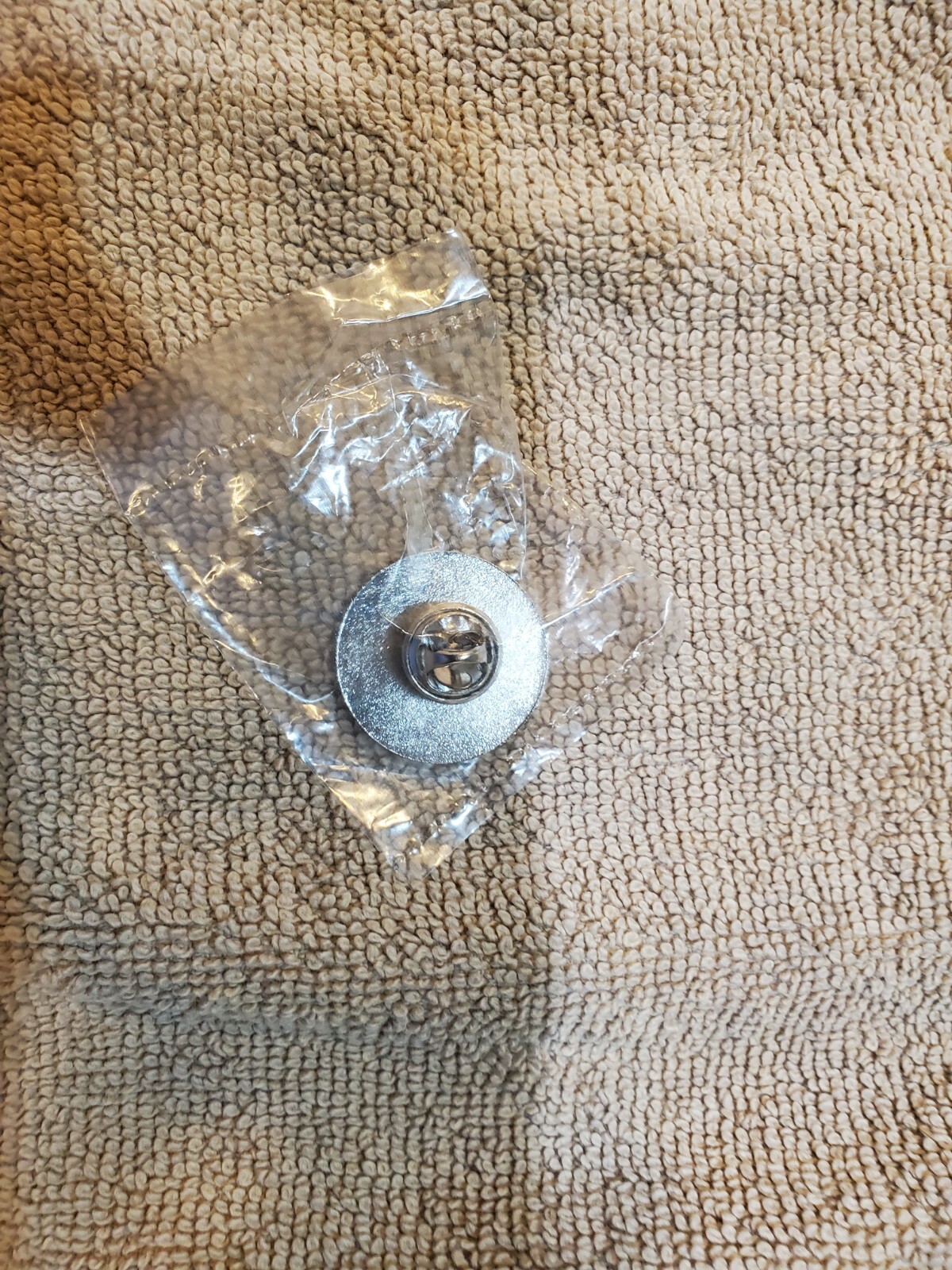 Metal Hair Stylist Hairdresser Combination Pin – Silver color