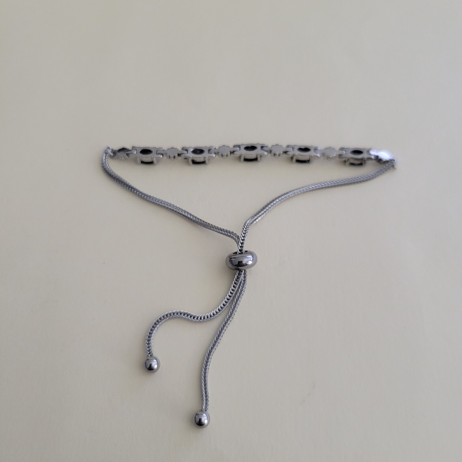Thai Black Spinel Bolo Bracelet In Stainless Steel 3.00 Cts